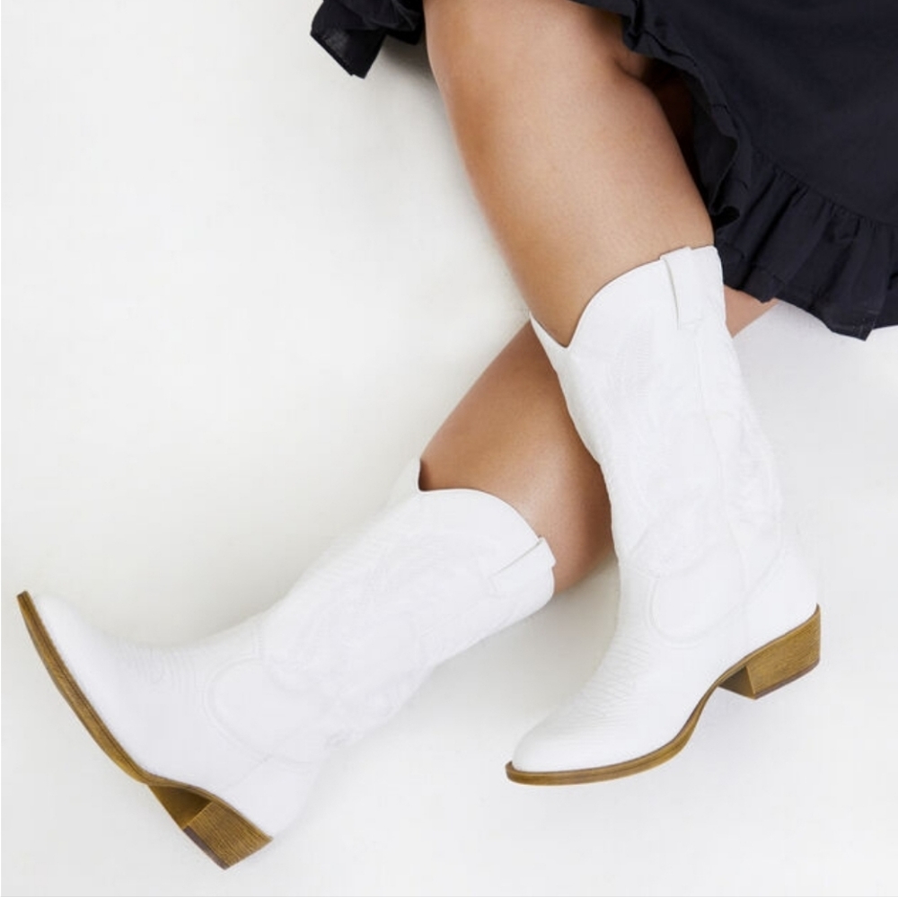 Gaucho Boots by Coconuts